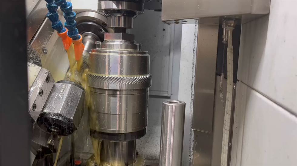 What are the advantages of gear-hobbing machine in machining large gears?