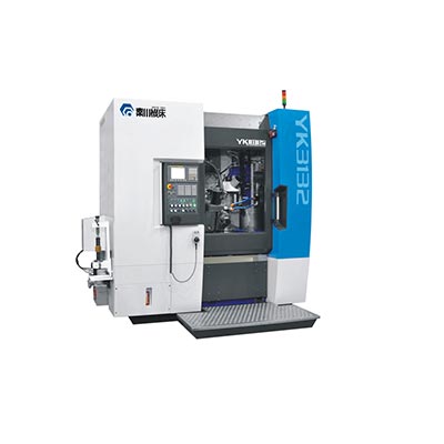 Qinchuan YK3132 development of CNC gear hobbing machine